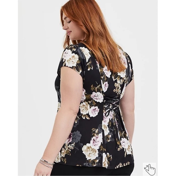 Torrid Stretch Challis Lace-Up Back Top Size 2 Button Front - Picture 2 of 10